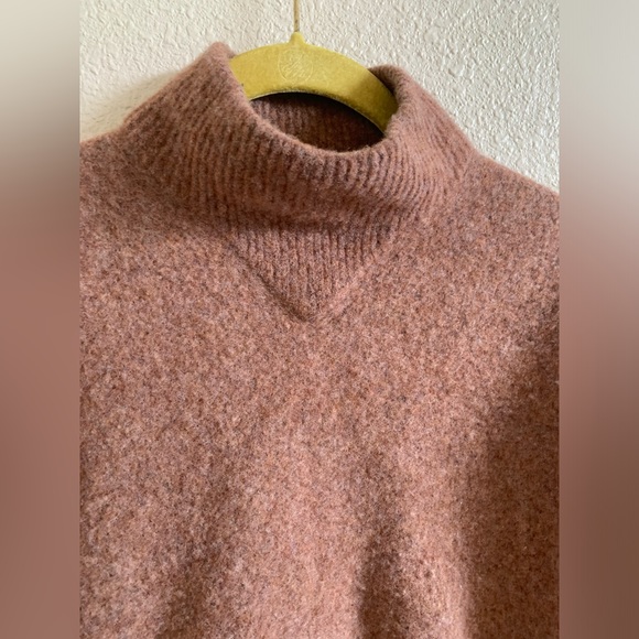 EverlaneTurtleneck Sweater Brown 🌴 - Picture 3 of 7